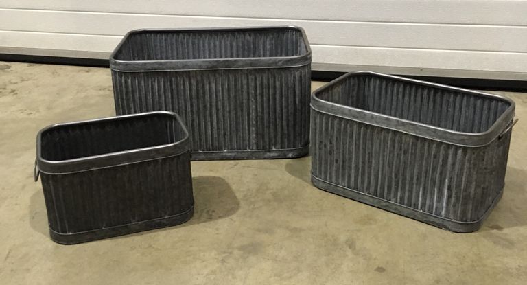 Galvanised Planters 3923